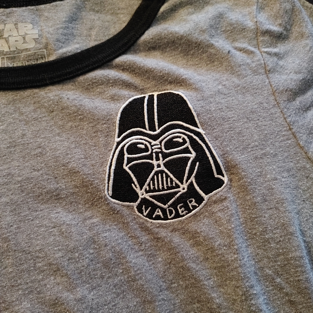 Disney Star Wars Darth Vader Top M EUC - Picture 2 of 3